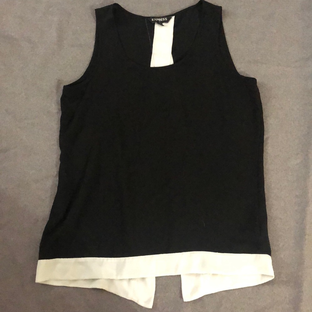 Express blouse with open back